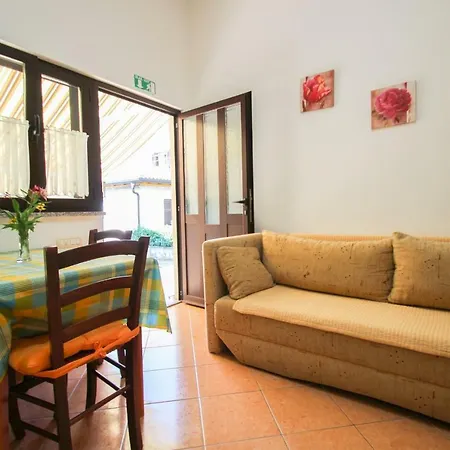 Fumica Holiday home *