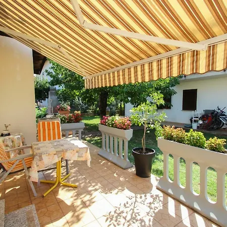 Fumica Holiday home